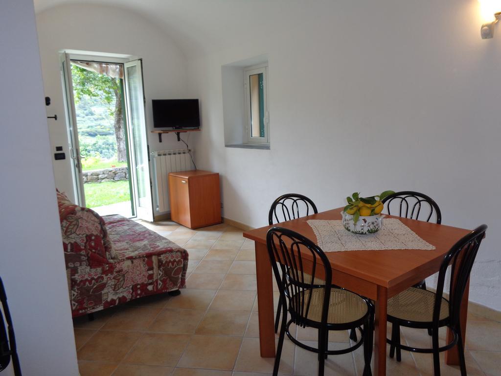 Vallebona Agriturismo Turlin מראה חיצוני תמונה