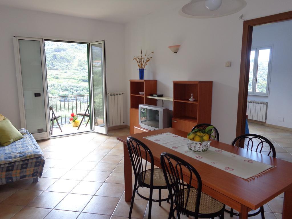 Vallebona Agriturismo Turlin מראה חיצוני תמונה