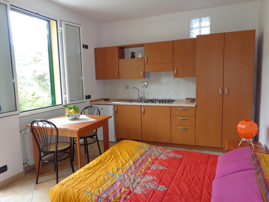 Vallebona Agriturismo Turlin מראה חיצוני תמונה
