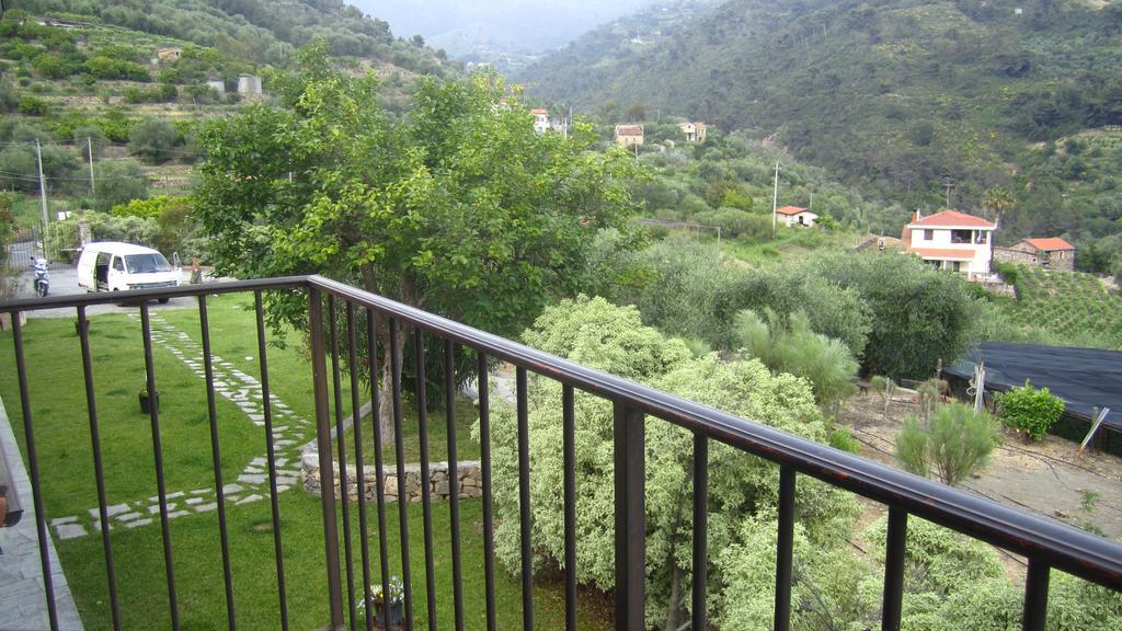 Vallebona Agriturismo Turlin מראה חיצוני תמונה