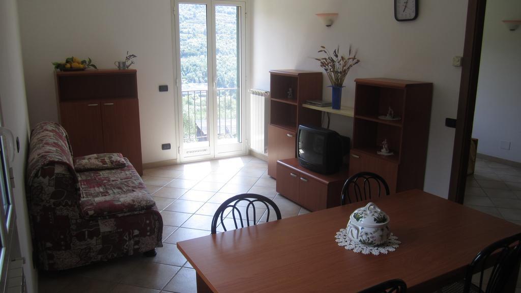Vallebona Agriturismo Turlin מראה חיצוני תמונה